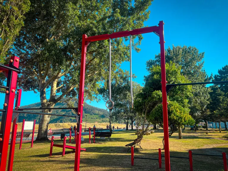 Parque de Calistenia Parque En Cariño