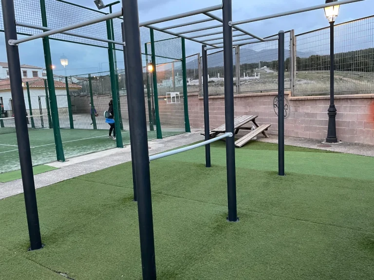 Parque de Calistenia en el polideportivo de La Zubia