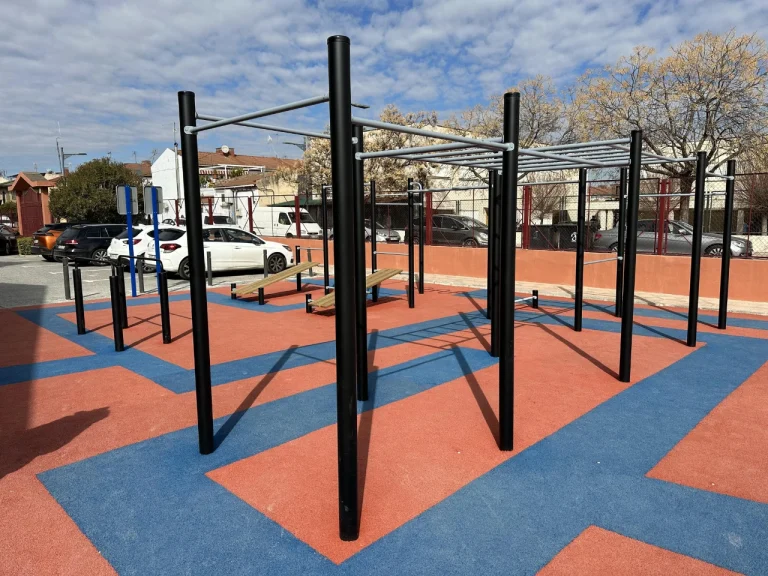 Parque de Calistenia en la casa de la juventud de Armilla