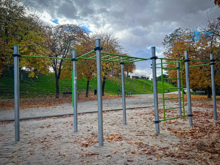 Parque de Calistenia Parque Azorín En Puente De Vallecas