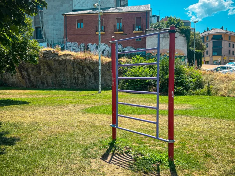 Parque de Calistenia Parque En Ponferrada