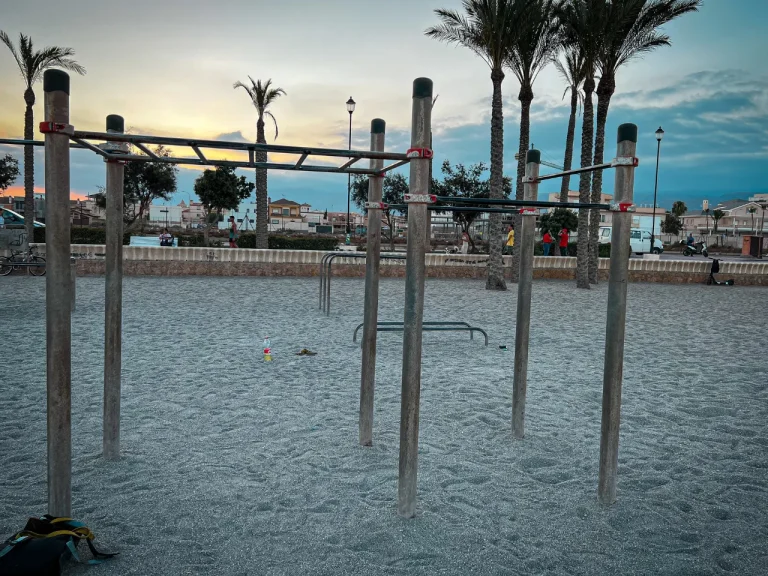 Parque de Calistenia de Las Salinas en Roquetas de Mar