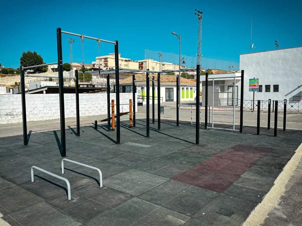 Parque de Calistenia en el polideportivo de Las Gabias