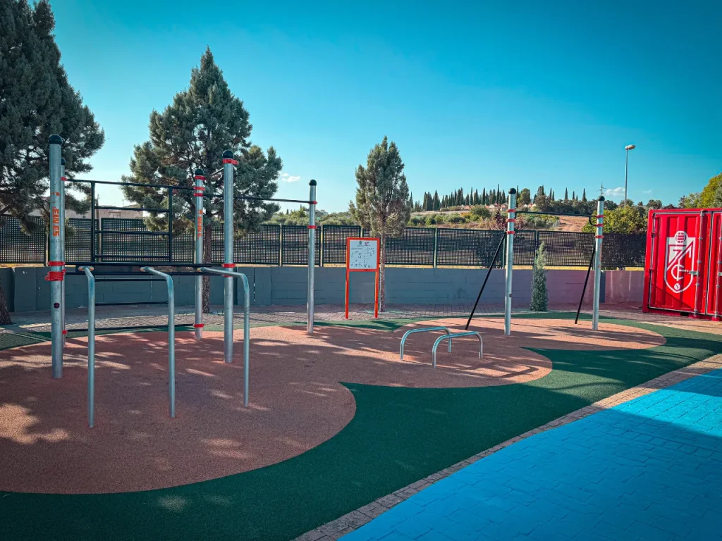 Parque de Calistenia en el Polideportivo de Peligros