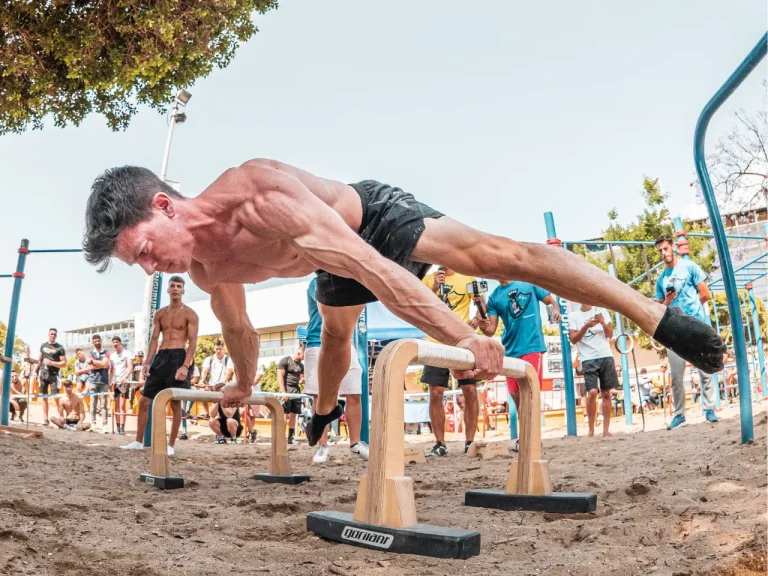 Ángel haciendo straddle maltesse vs Sergio Gallego