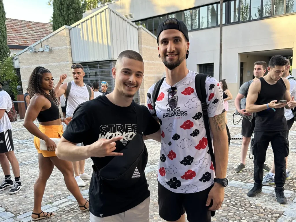 El vigente campeón Hristov con Vargas