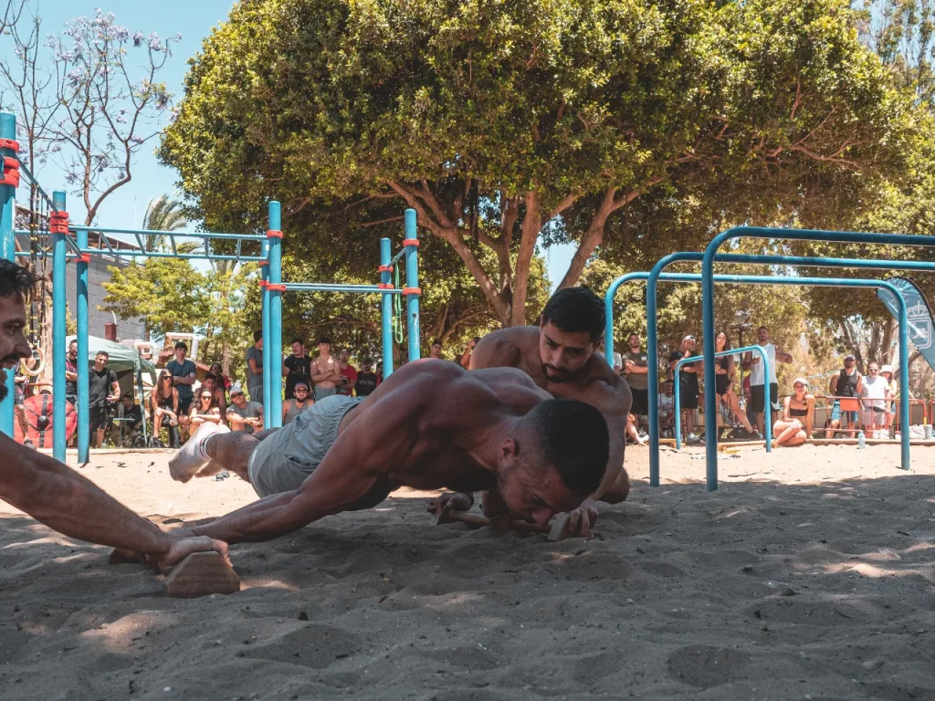 Jap Calisthenics haciendo full maltesse Final II Copa de Málaga