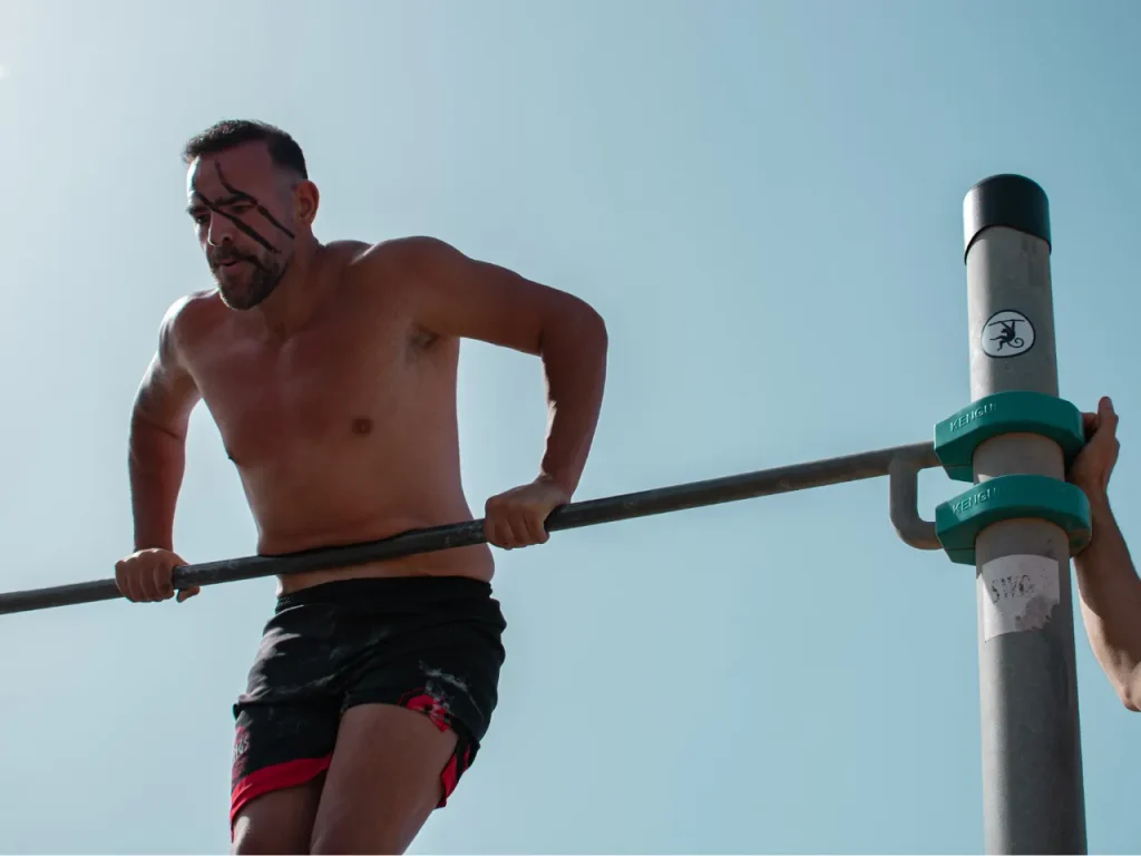 Jorge Palacios (Vikingo) haciendo Muscle Ups