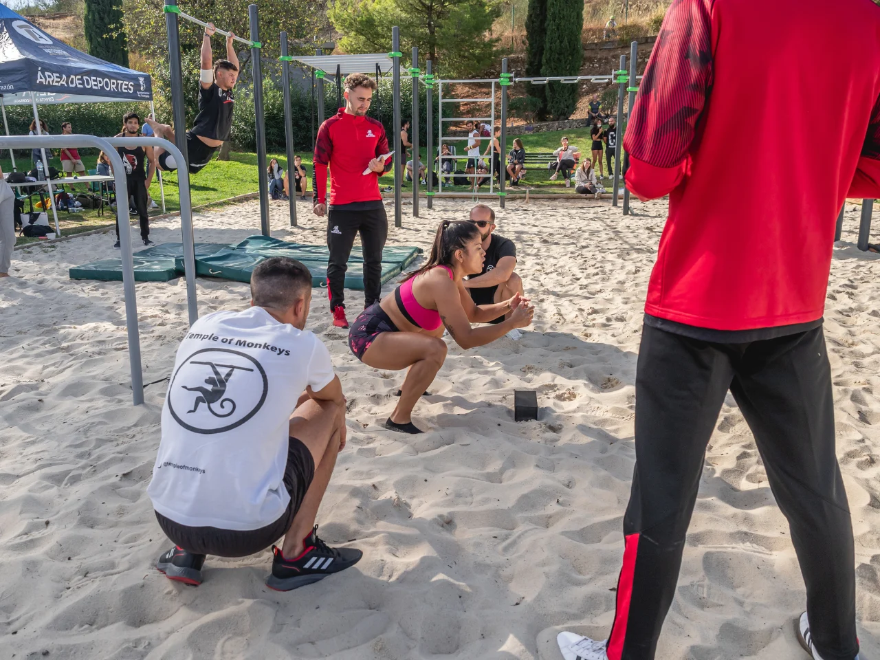Kerly haciendo sentadillas en la Final de la I Copa de Málaga