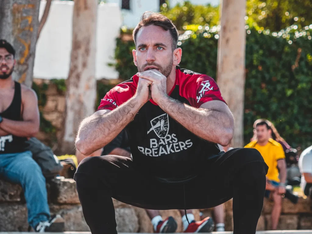 Rafa Toro haciendo sentadillas Monkey Endurance I