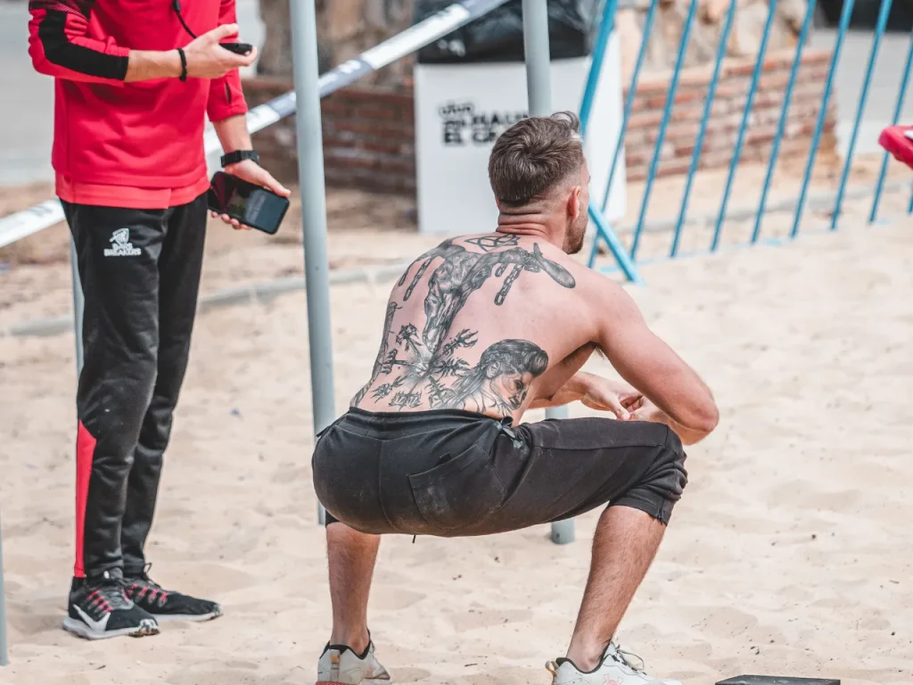 Rafa Toro haciendo sentadillas clasificatorio III Copa Málaga