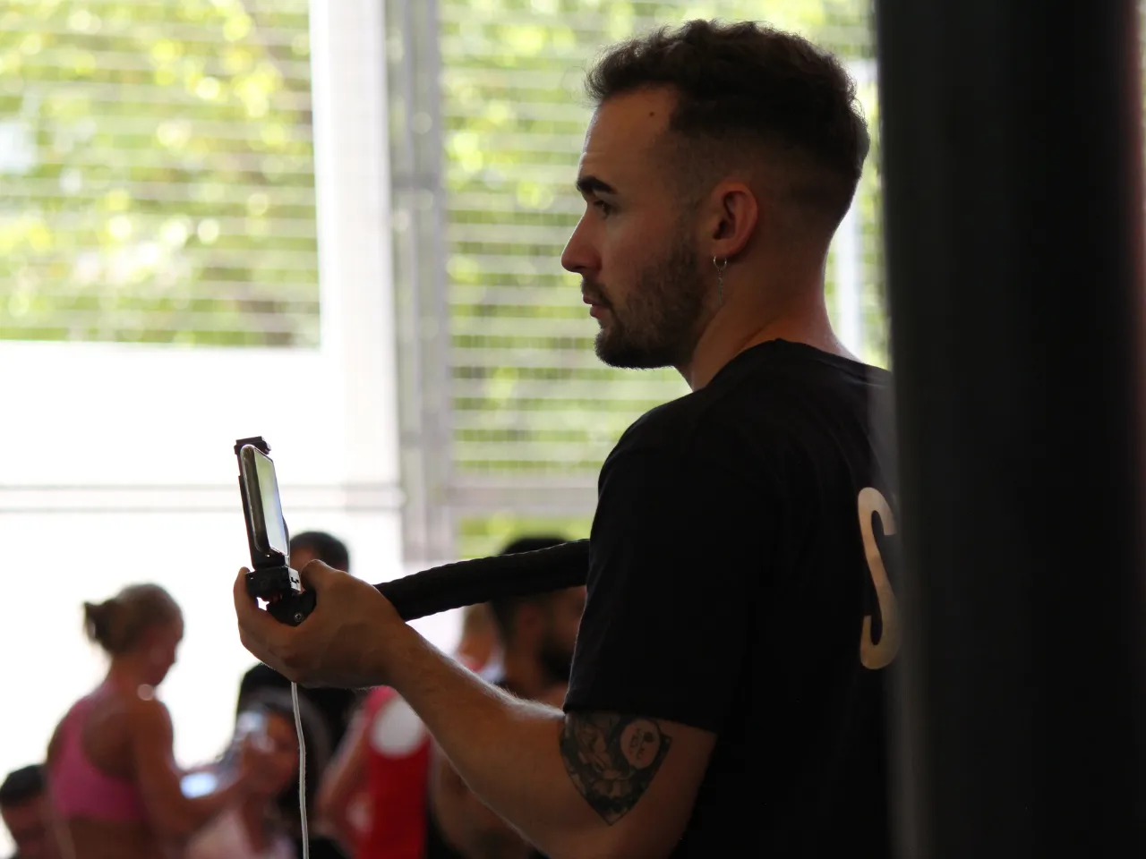 Victor con la cámara del directo (Twitch) Final de España 2022