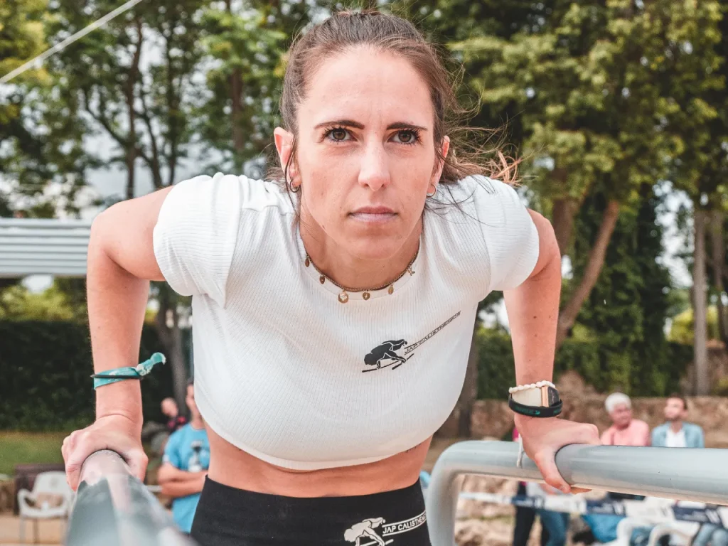 Marina Canals haciendo fondos clasificatorio III Copa Málaga
