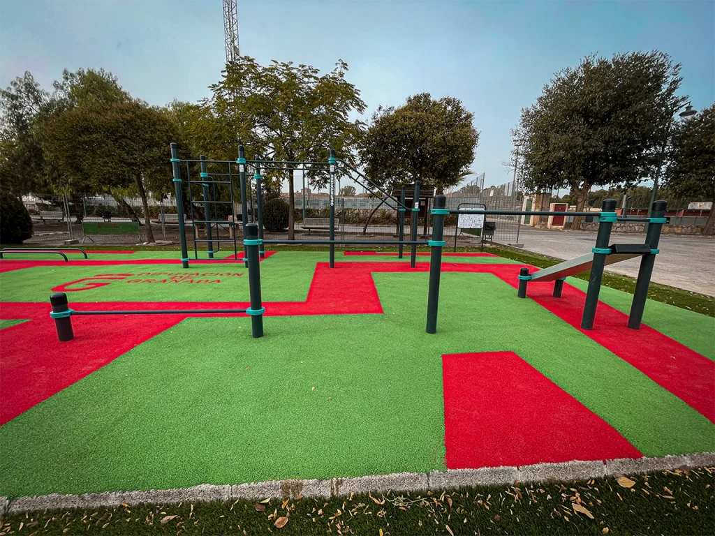 Parque de Calistenia Ciudad Deportiva Armilla - Triple Barra Francesa