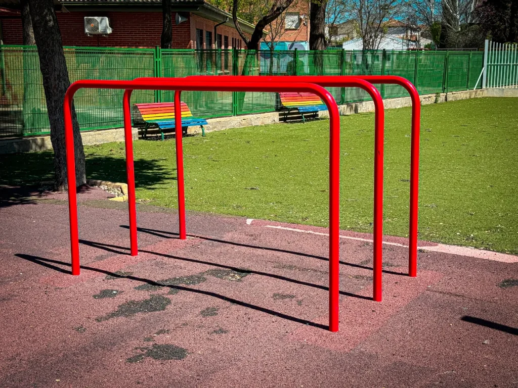 Triple Barra Paralela Toxic Workout en el Parque de Purchil